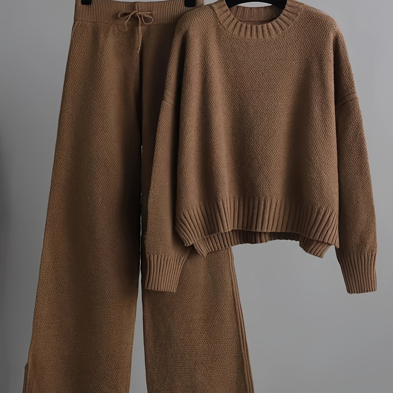 Combinaison mode femme : pull ample et pantalon large | Ensemble