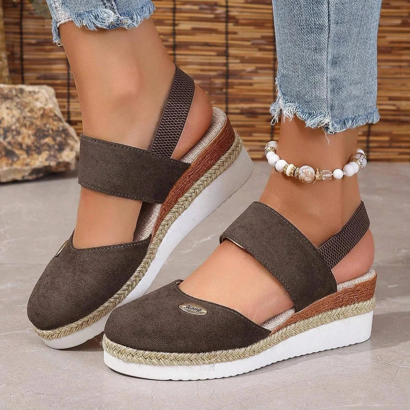 Sandales compensées à brides pour femme | À enfiler